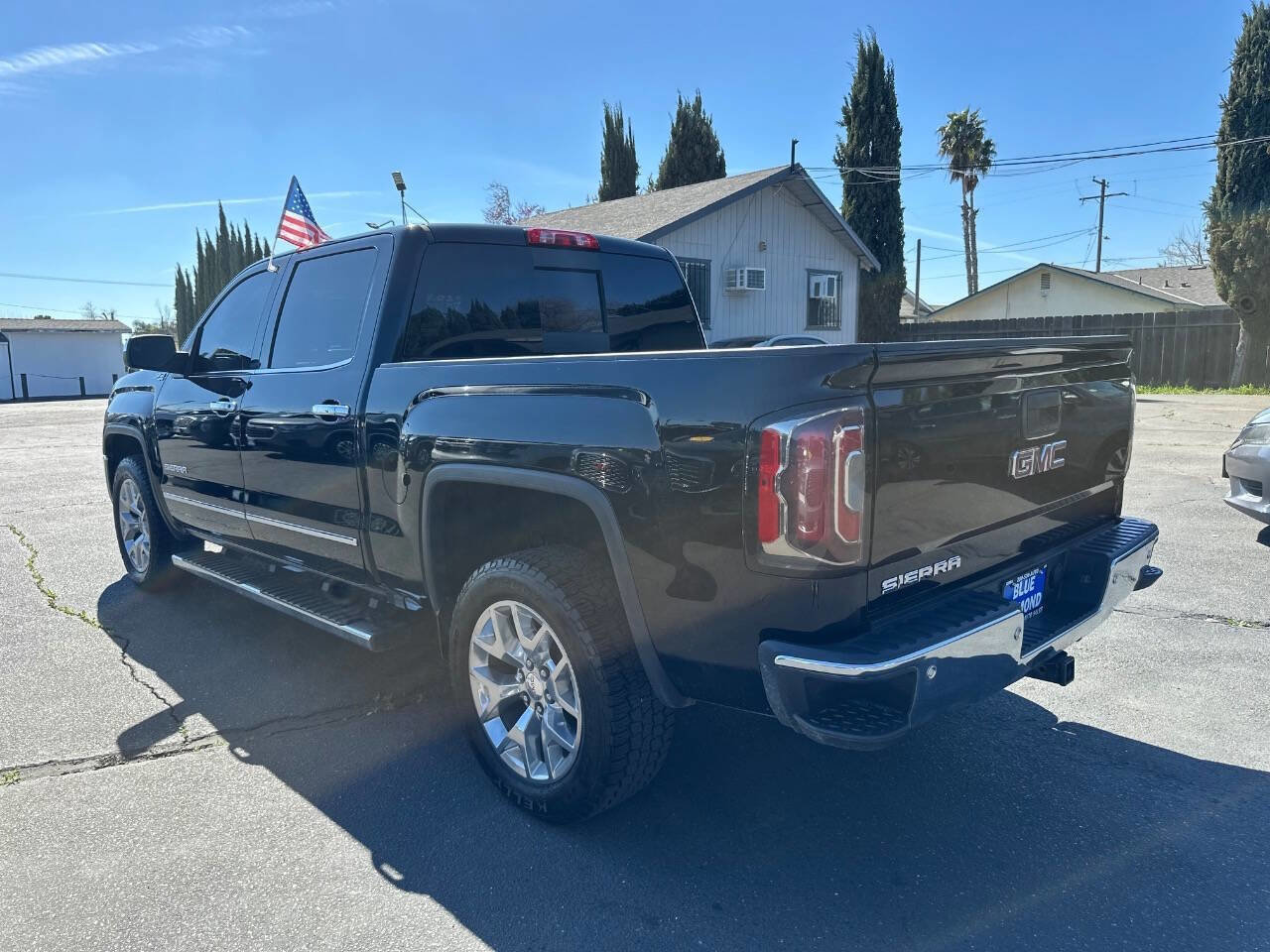 Used 2018 GMC Sierra 1500 SLT w/ SLT Premium Package image 5