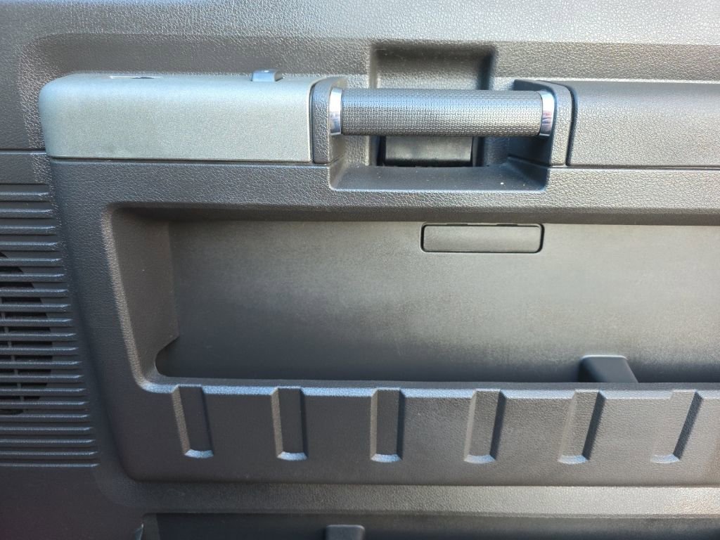 Used 2011 Ford F350 Lariat w/ Lariat Interior Pkg image 20