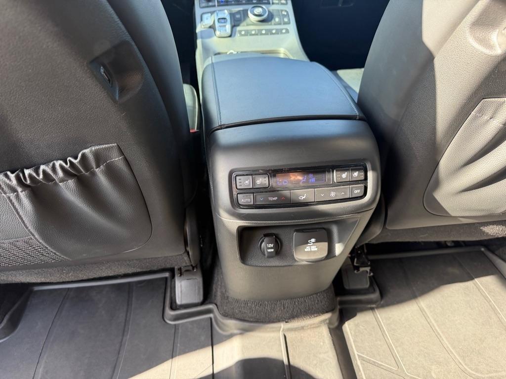 Used 2021 Hyundai Palisade Limited FWD image 16