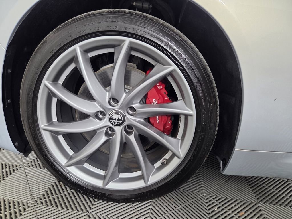 Used 2024 Alfa Romeo Giulia Ti image 28