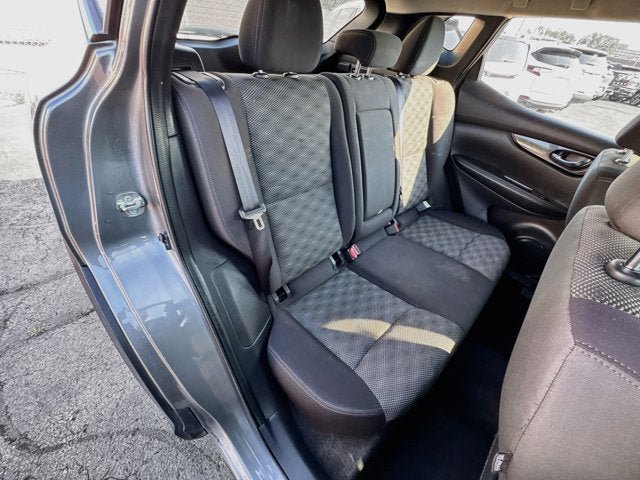 Used 2018 Nissan Rogue Sport SV AWD/4WD image 21