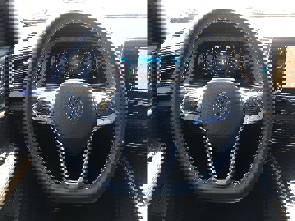 New 2025 Volkswagen Atlas Cross Sport SEL image 20