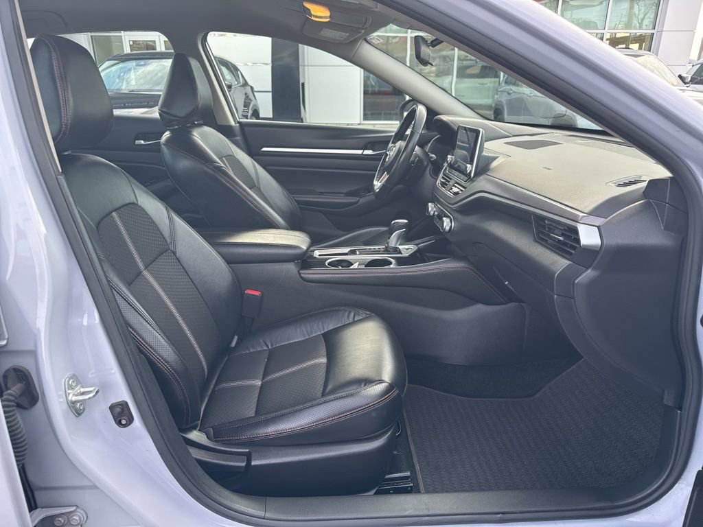 Used 2024 Nissan Altima 2.5 SR image 19
