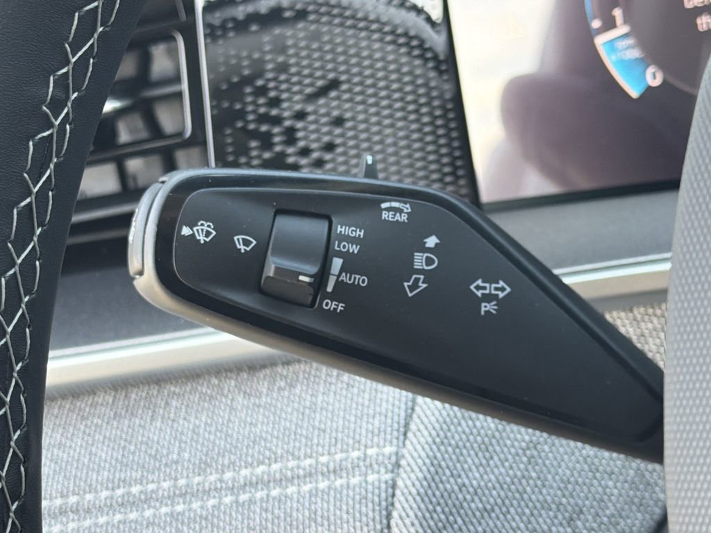 New 2026 Volkswagen Tiguan S image 14