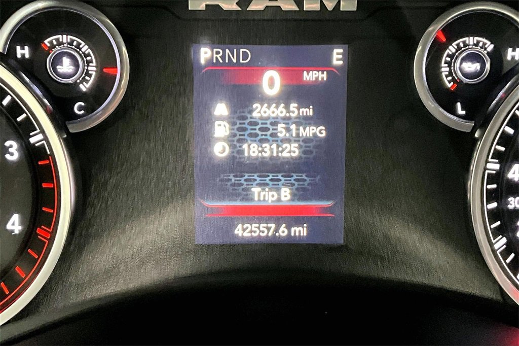 Used 2024 RAM 3500 Tradesman w/ Chrome Appearance Group image 15