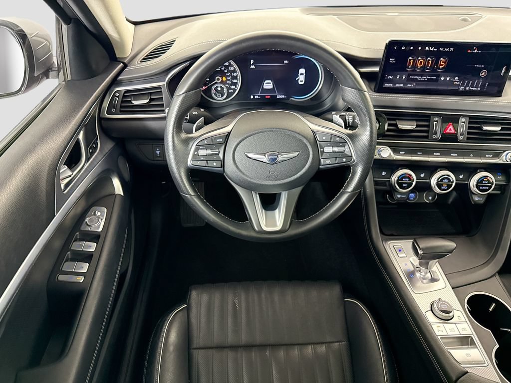 Used 2022 Genesis G70 2.0T w/ Prestige Package RWD image 10