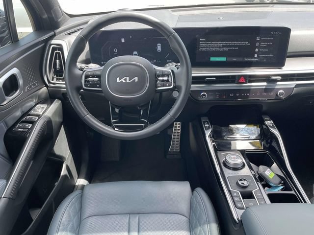 Certified 2025 Kia Sorento SX Prestige AWD/4WD image 15