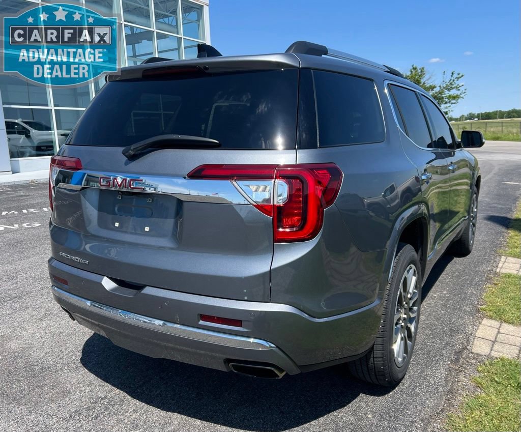 Used 2021 GMC Acadia Denali w/ Denali Technology Package FWD image 4