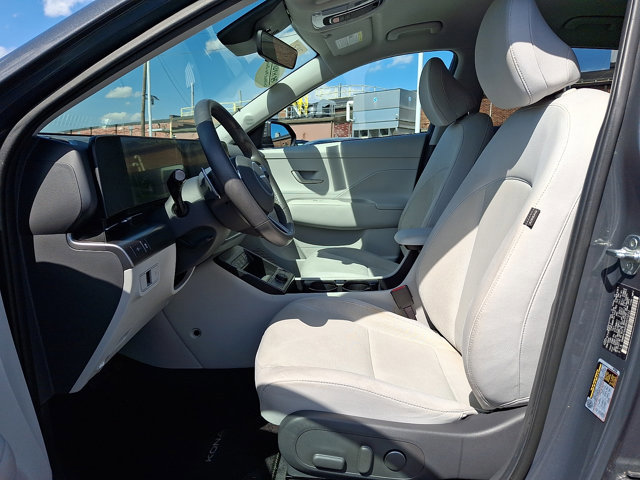 Certified 2024 Hyundai Kona SEL FWD image 13