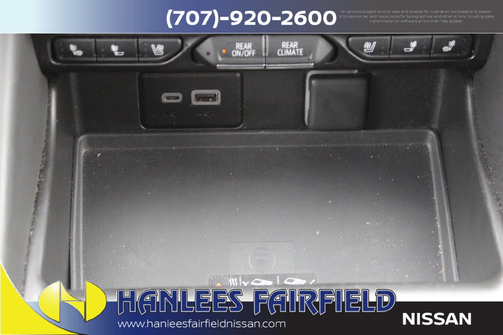 Used 2024 GMC Yukon SLT AWD/4WD image 22