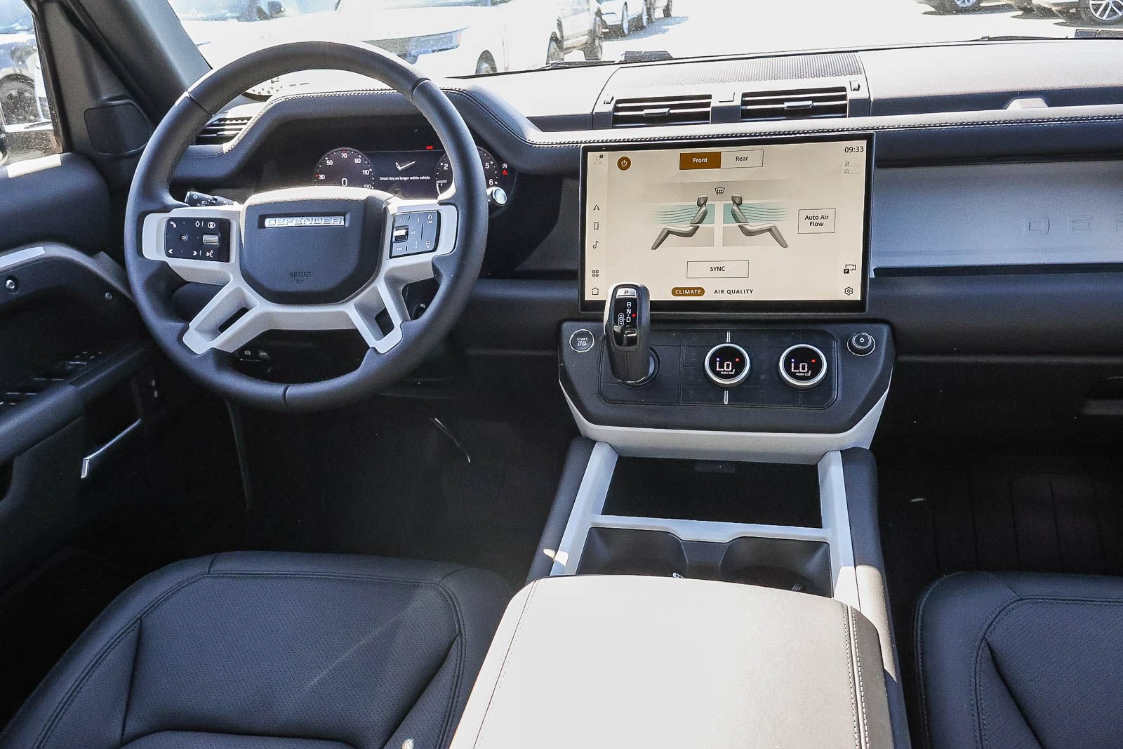 New 2026 Land Rover Defender 110 X-Dynamic SE AWD/4WD image 23