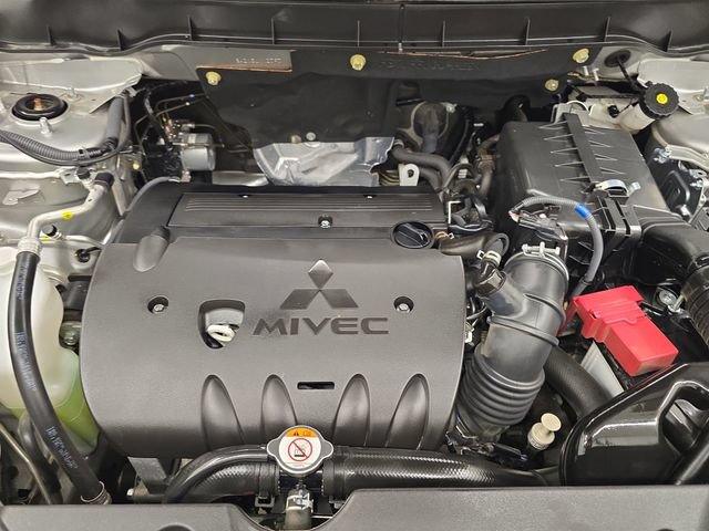 Used 2025 Mitsubishi Outlander Sport AWD image 31