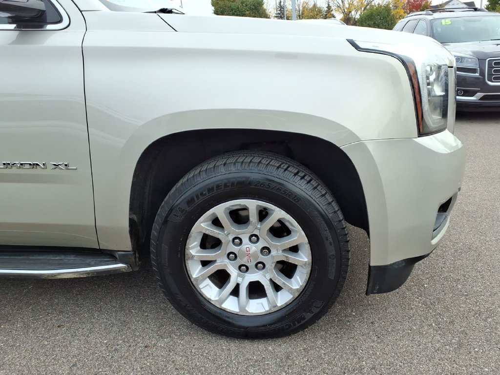 Used 2015 GMC Yukon XL SLT w/ Open Road Package AWD/4WD image 25