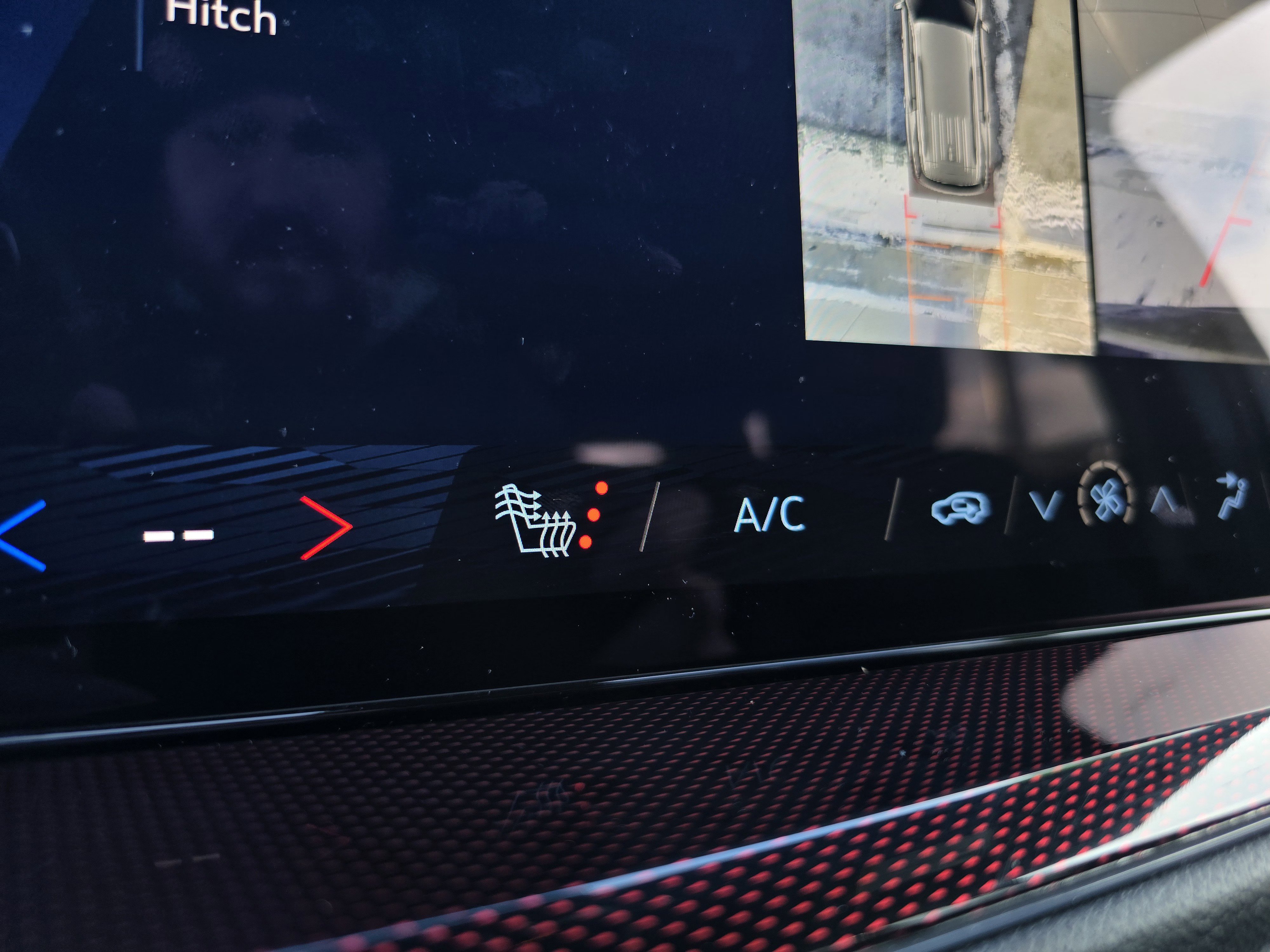 Used 2024 Chevrolet Traverse Z71 image 27