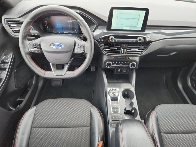 Certified 2025 Ford Escape ST-Line AWD/4WD image 10