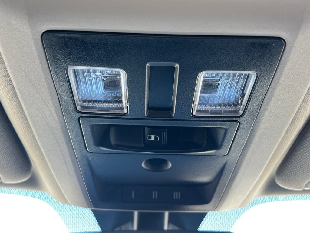 Used 2018 RAM 2500 Laramie w/ Sport Appearance Group AWD/4WD image 7
