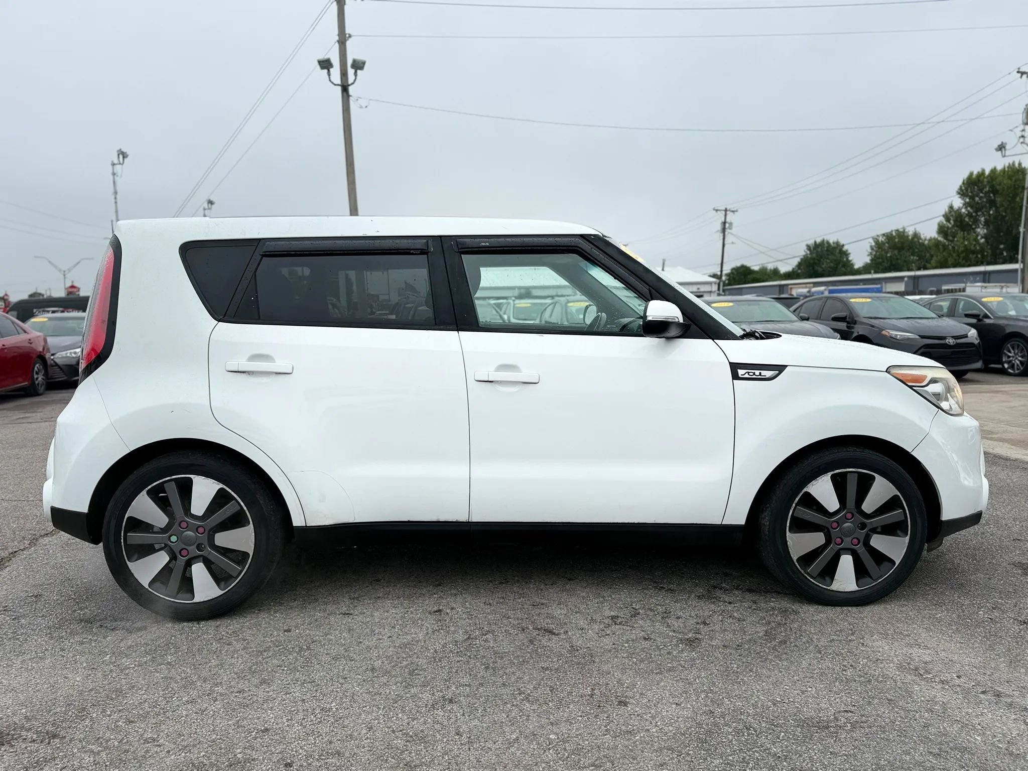 Used 2014 Kia Soul ! w/ Sun & Sound Package