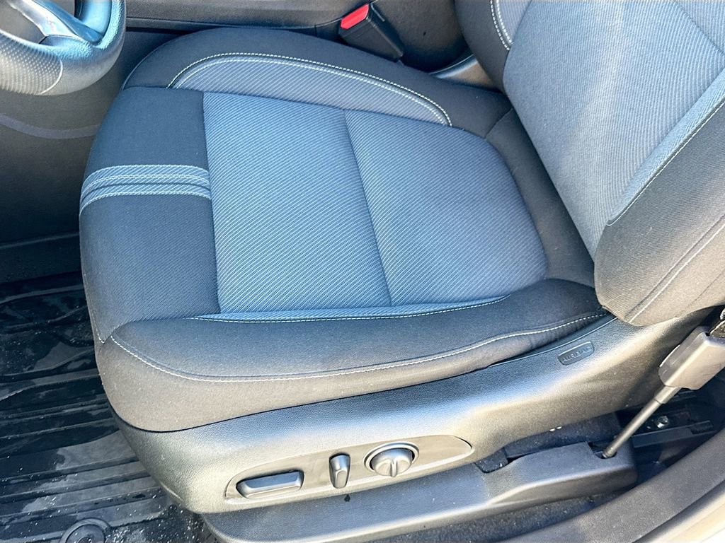 Used 2023 Chevrolet Blazer LT w/ Convenience Package image 18