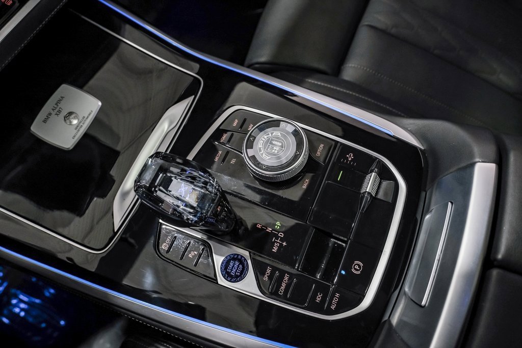 Used 2024 BMW ALPINA XB7 image 28