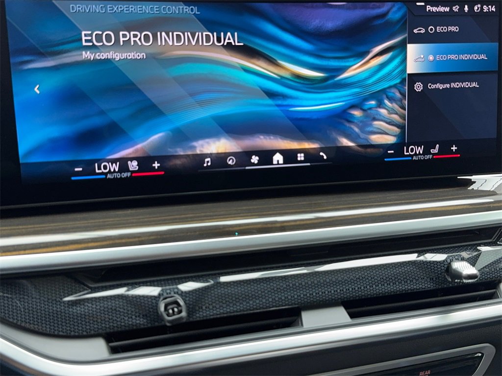 Used 2024 BMW X7 xDrive40i image 28