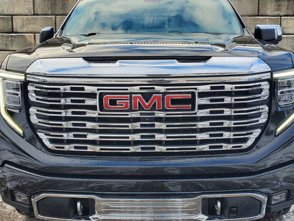 Used 2022 GMC Sierra 1500 Denali w/ Technology Package image 10