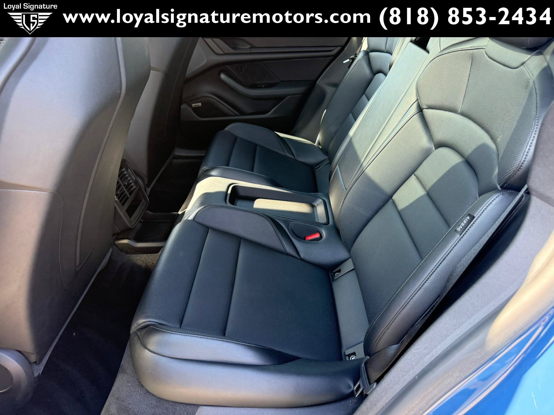 Used 2022 Porsche Taycan RWD image 13