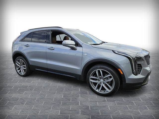 Used 2023 Cadillac XT4 Sport image 3