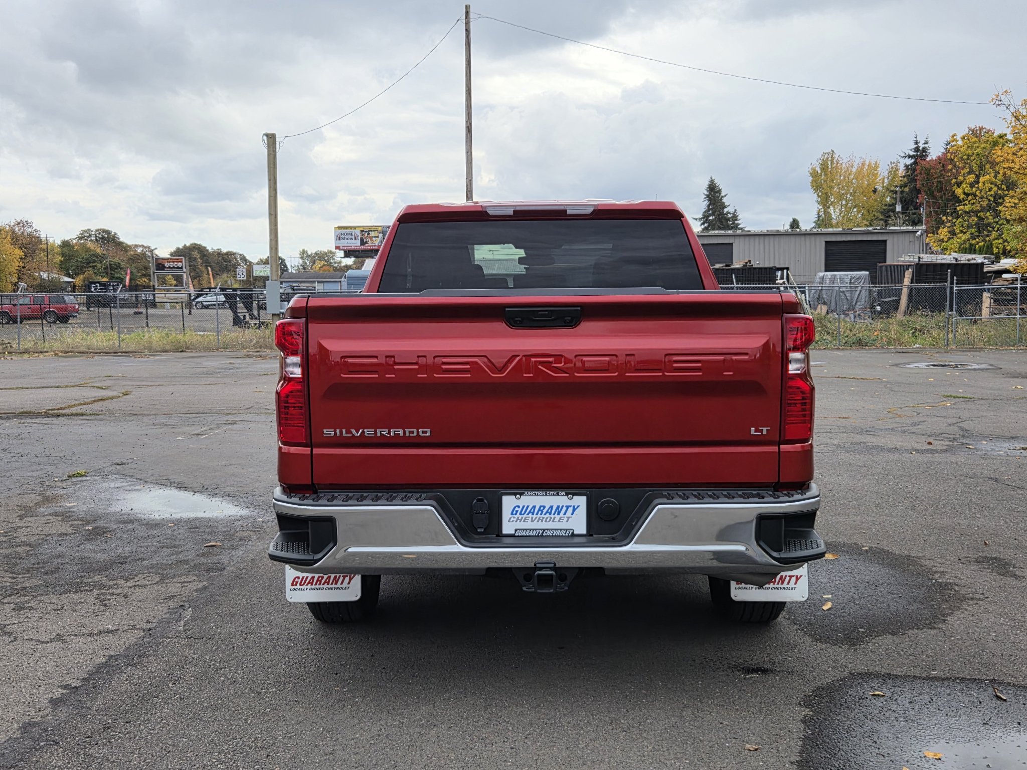 Used 2023 Chevrolet Silverado 1500 LT AWD/4WD image 9