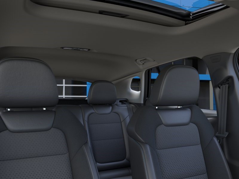 New 2026 Chevrolet Trax LT w/ Sunroof Package FWD image 24