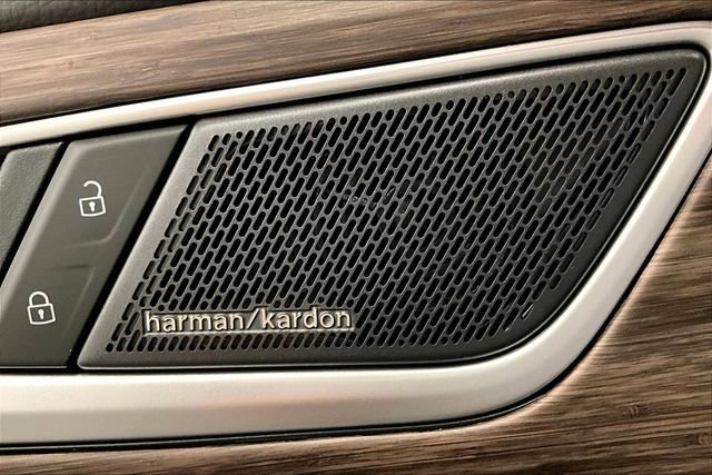 Used 2025 Volkswagen Atlas SEL Premium R-Line image 39