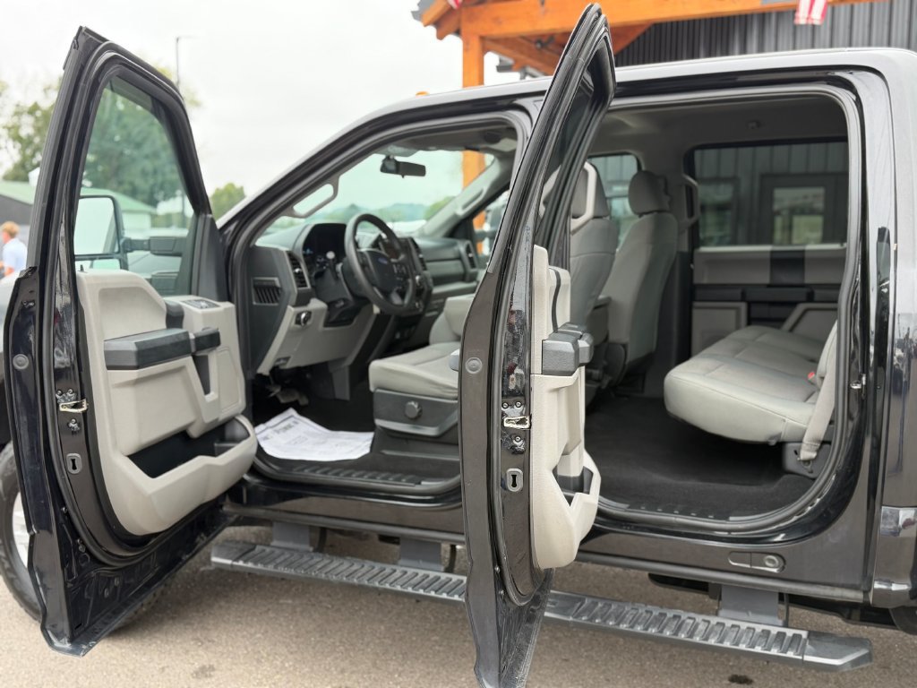 Used 2019 Ford F250 XL w/ STX Appearance Package AWD/4WD image 7