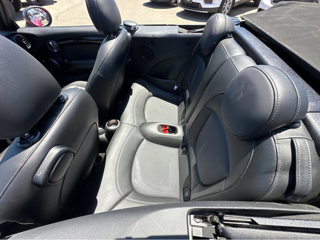 Used 2019 MINI Cooper Convertible image 10