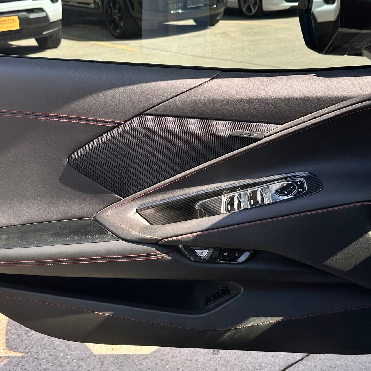 Used 2021 Chevrolet Corvette Stingray Convertible w/ Z51 Performance Package RWD image 22