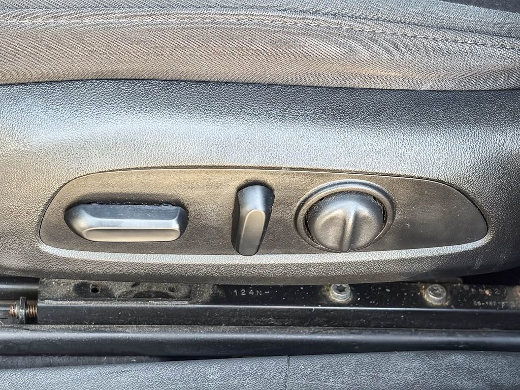 Used 2018 Chevrolet Malibu LT image 45