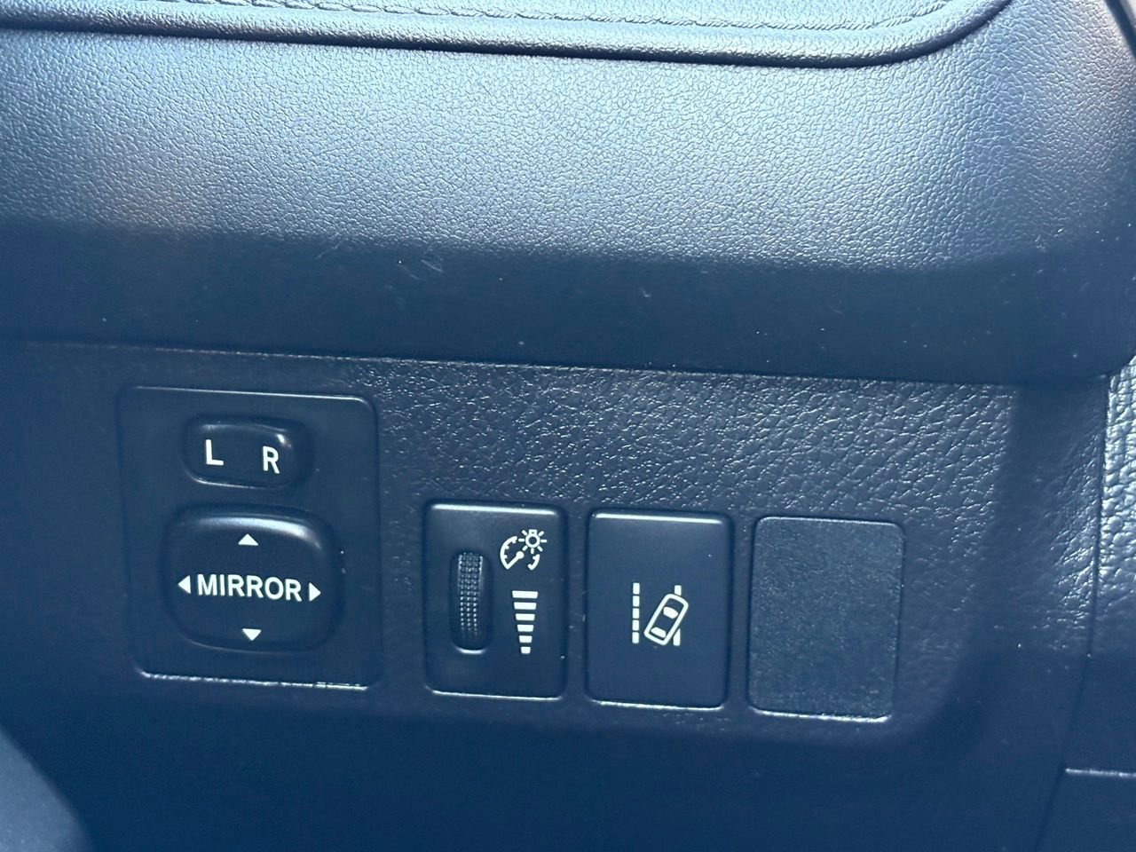 Used 2017 Toyota RAV4 LE w/ All Weather Liner Package FWD image 20