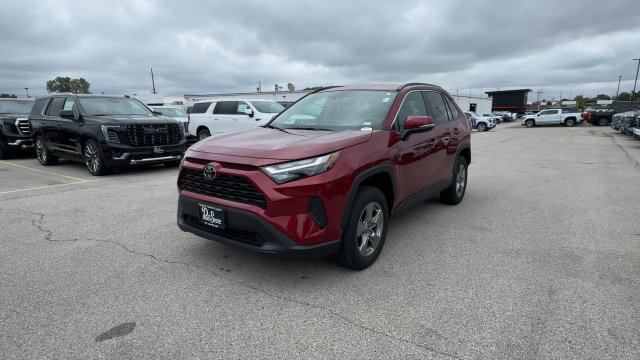 Used 2025 Toyota RAV4 XLE AWD/4WD image 5