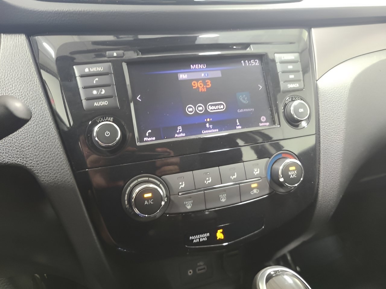 Used 2022 Nissan Rogue Sport S AWD/4WD image 28