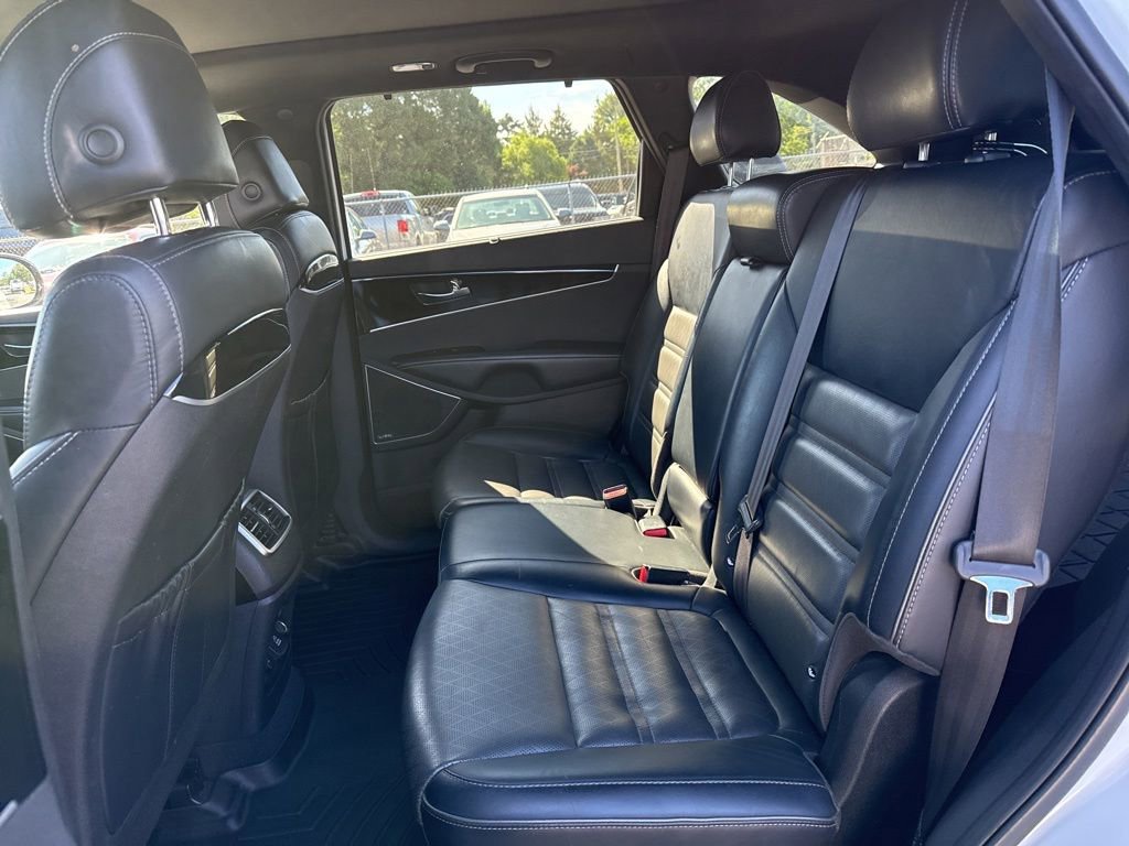 Used 2017 Kia Sorento SX AWD/4WD image 9