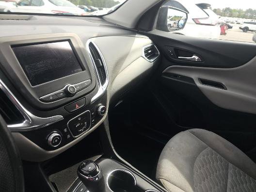 Used 2020 Chevrolet Equinox LS AWD/4WD image 10