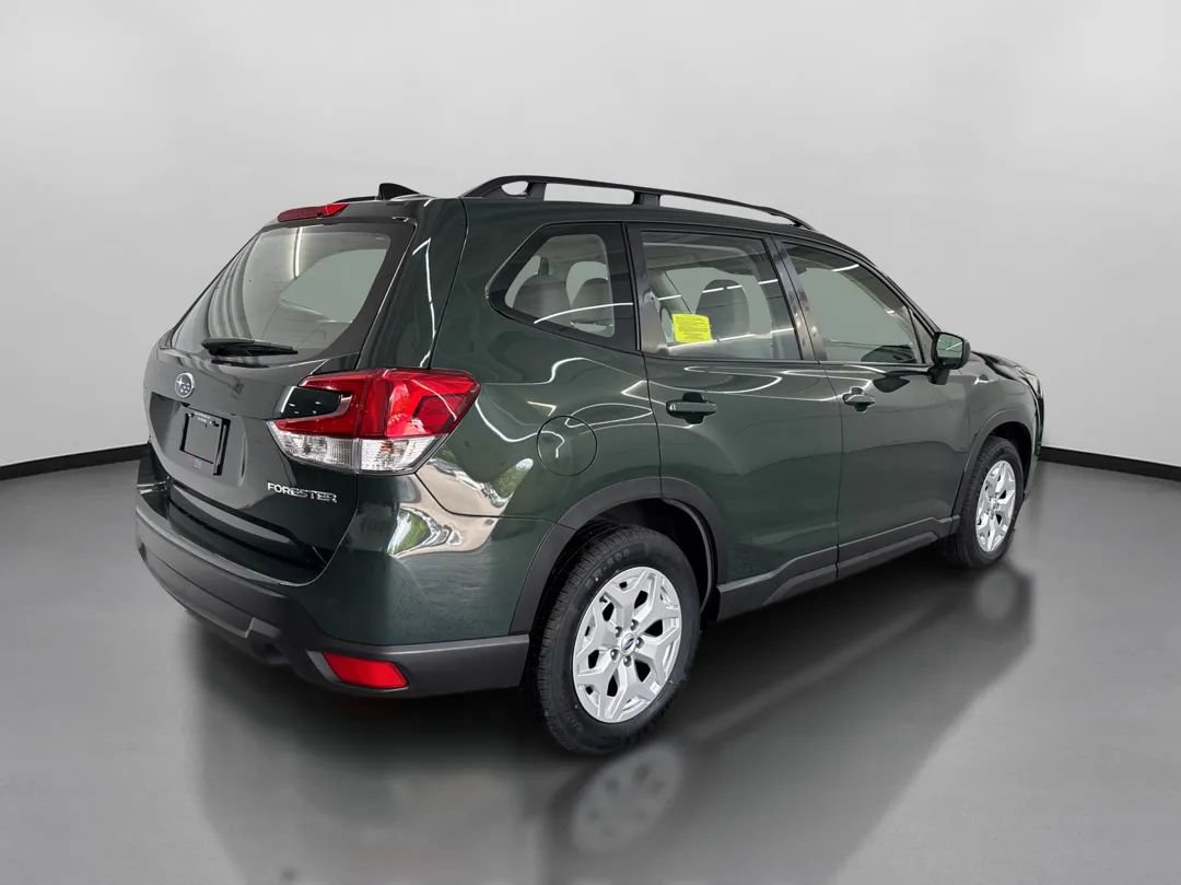 Used 2024 Subaru Forester AWD/4WD image 10