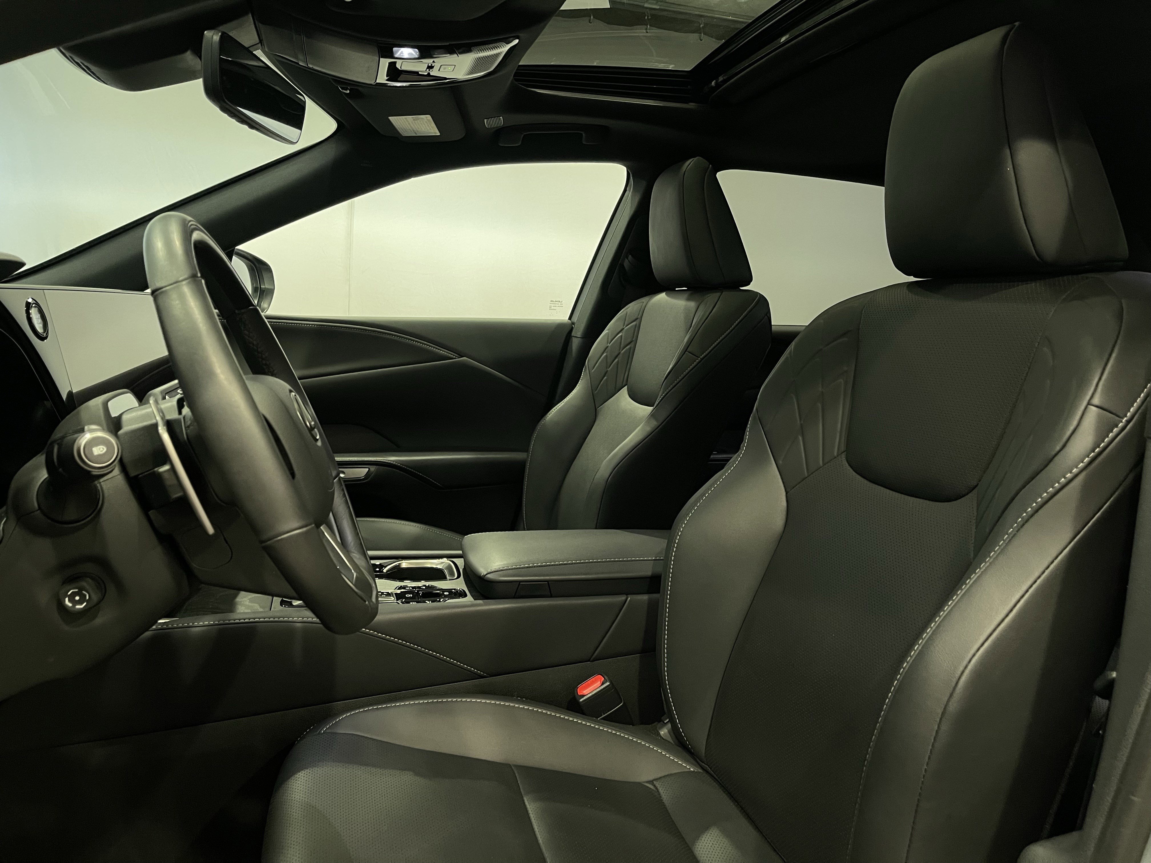 Used 2024 Lexus RX 350 Premium w/ Convenience Package image 14