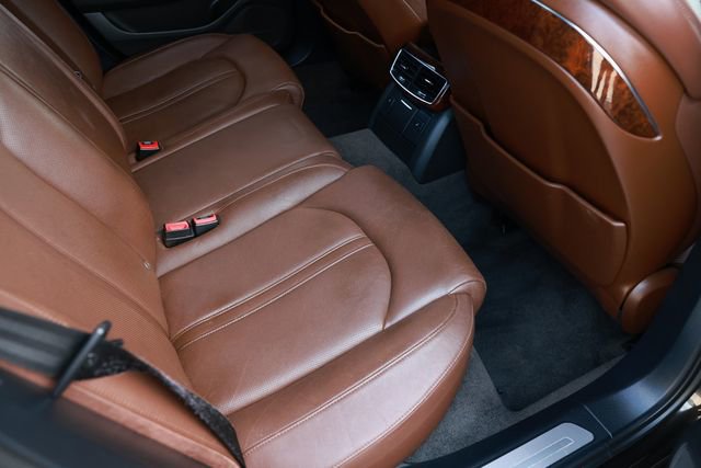 Used 2011 Audi A8 4.2 image 15