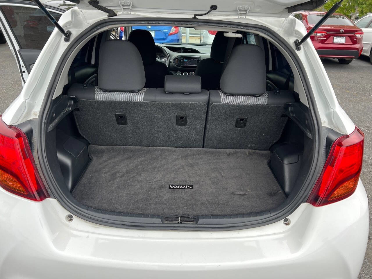 Used 2015 Toyota Yaris L FWD image 18