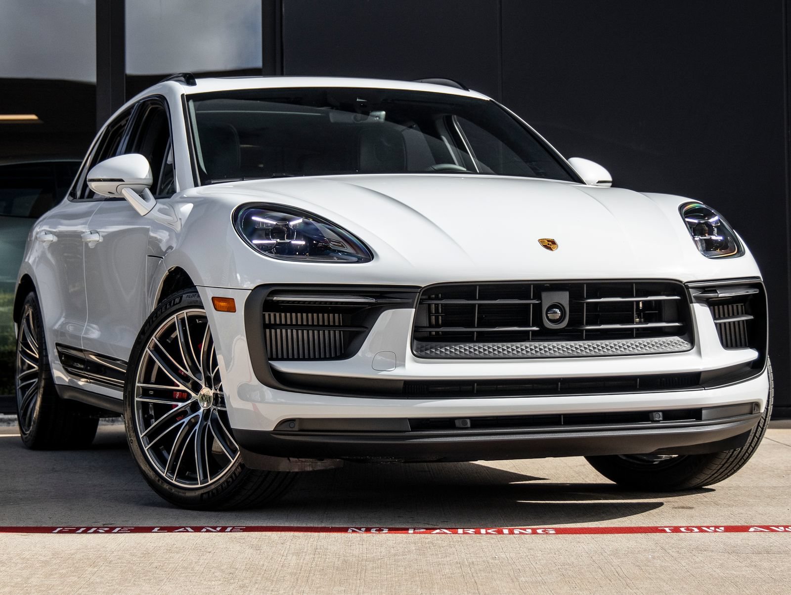 New 2026 Porsche Macan S AWD/4WD image 6