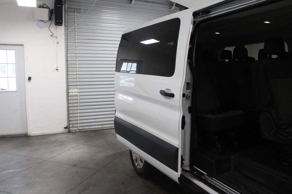 Used 2023 Ford Transit 350 XLT image 35