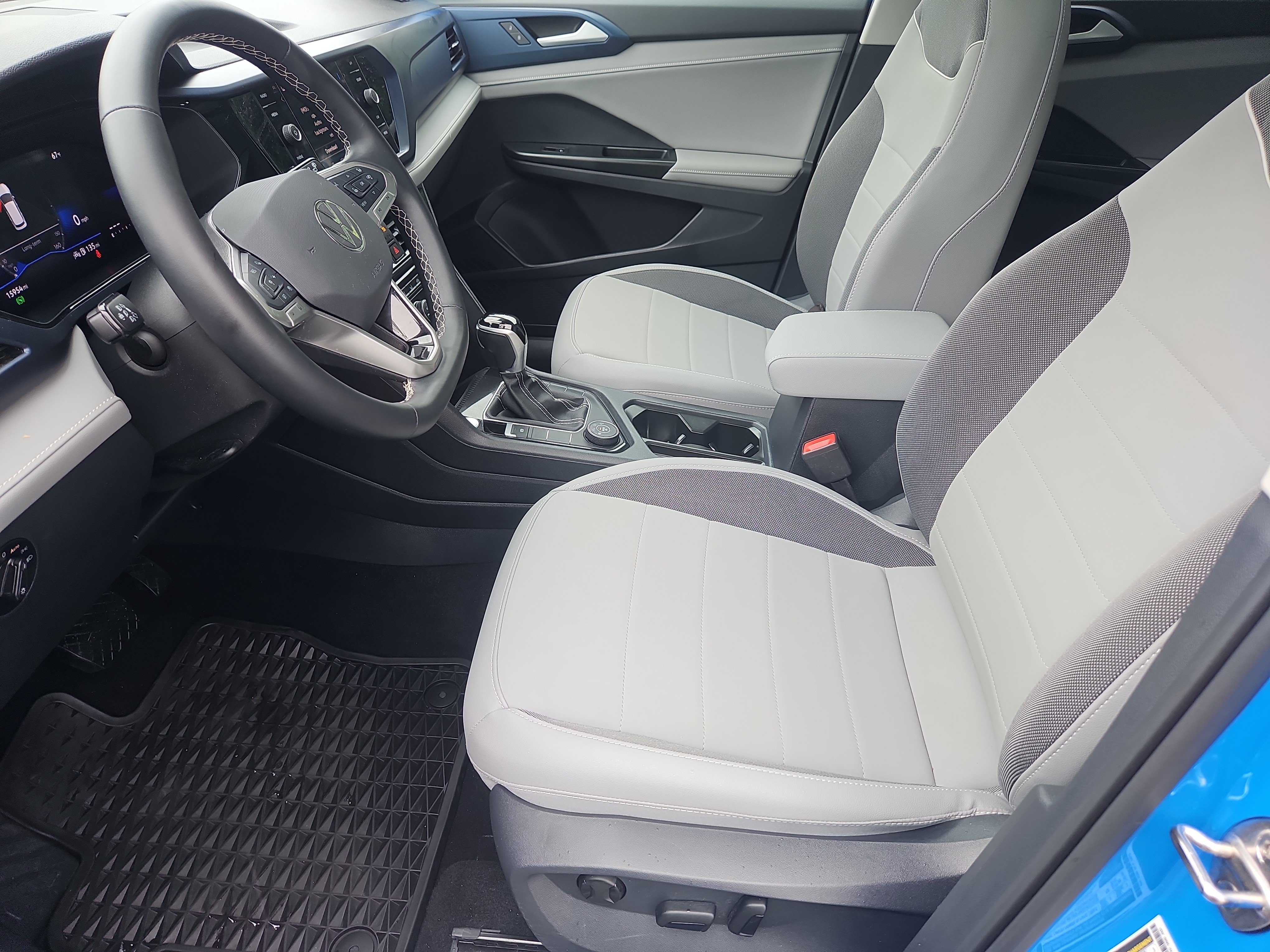 Certified 2024 Volkswagen Taos SE AWD/4WD image 30