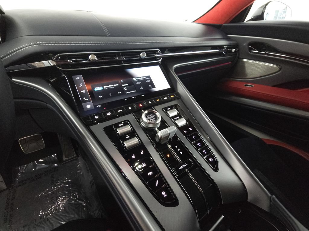 Used 2024 Aston Martin DB12 Coupe RWD image 16
