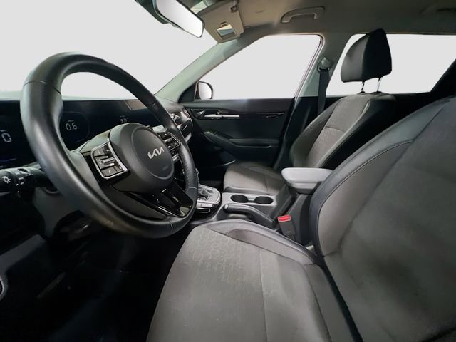Certified 2025 Kia Seltos S FWD image 21