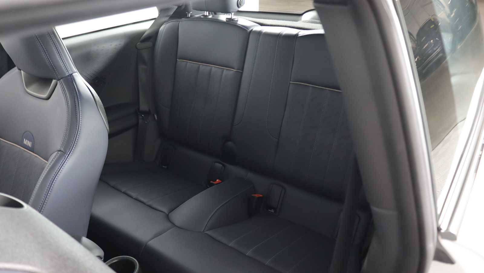 Used 2025 MINI Cooper S FWD image 13
