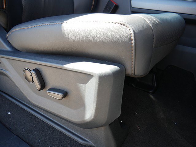 New 2026 Ford F250 Lariat image 33